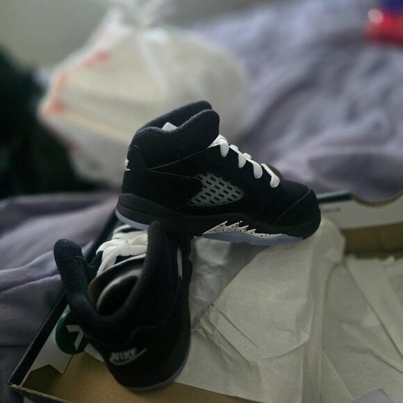 Brand new baby Jordan 5 retro og - Picture 2 of 3